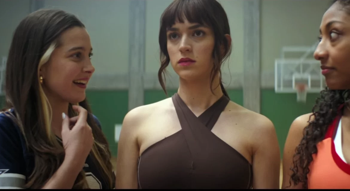 Dis le moi tout bas 2 la suite est confirmée sur Prime Video, voici ce que l’on sait