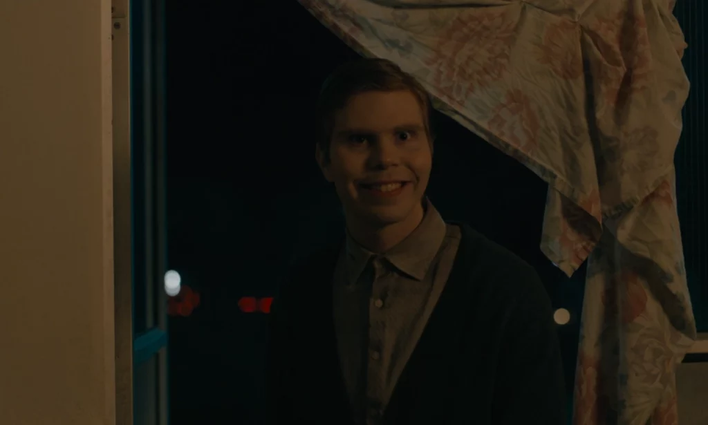 From saison 4 épisode 10 - Smiley