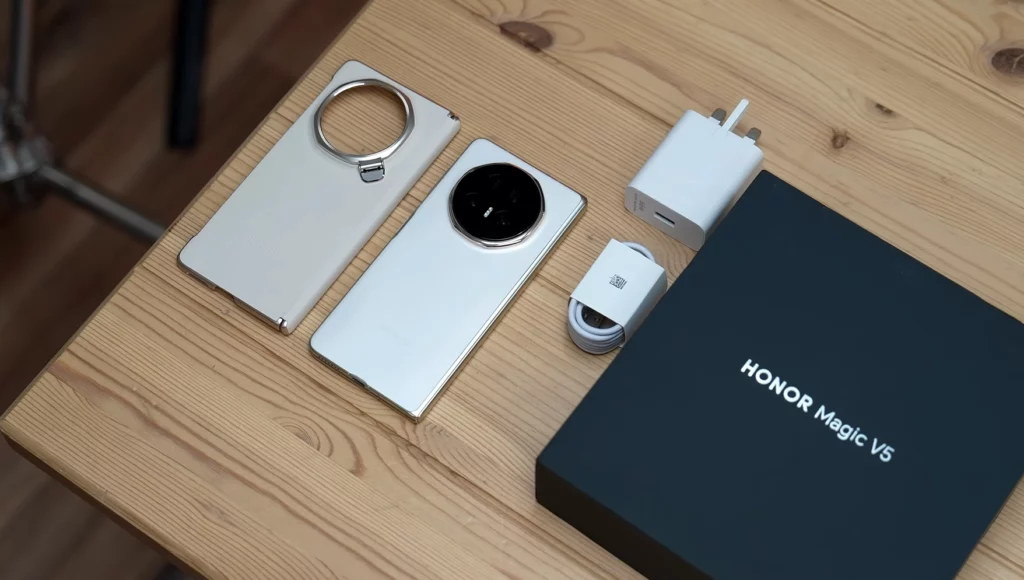 Honor Magic V5