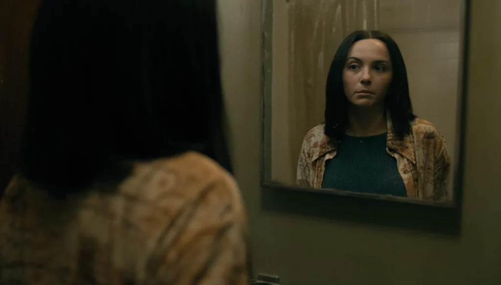 Julie - FROM saison 4 épisode 4 explication