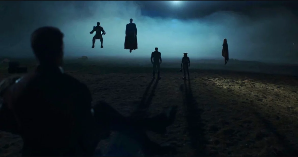 Peacemaker saison 2 épisode 1 retcon DCU