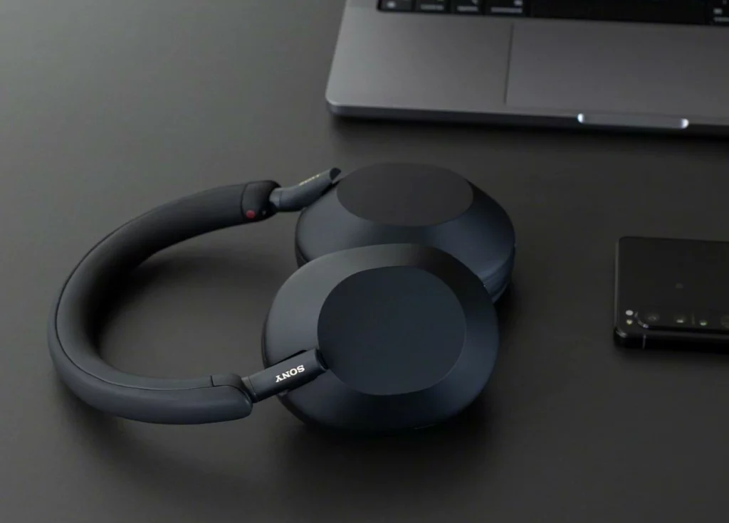 Sony WH-1000XM6