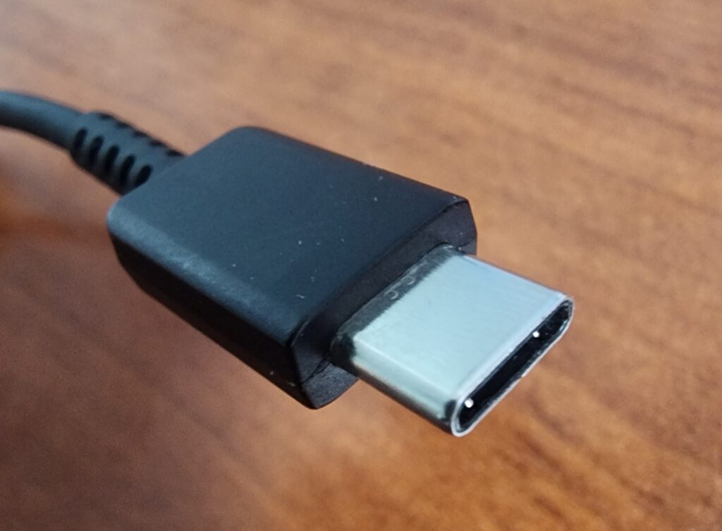 USB-type-C