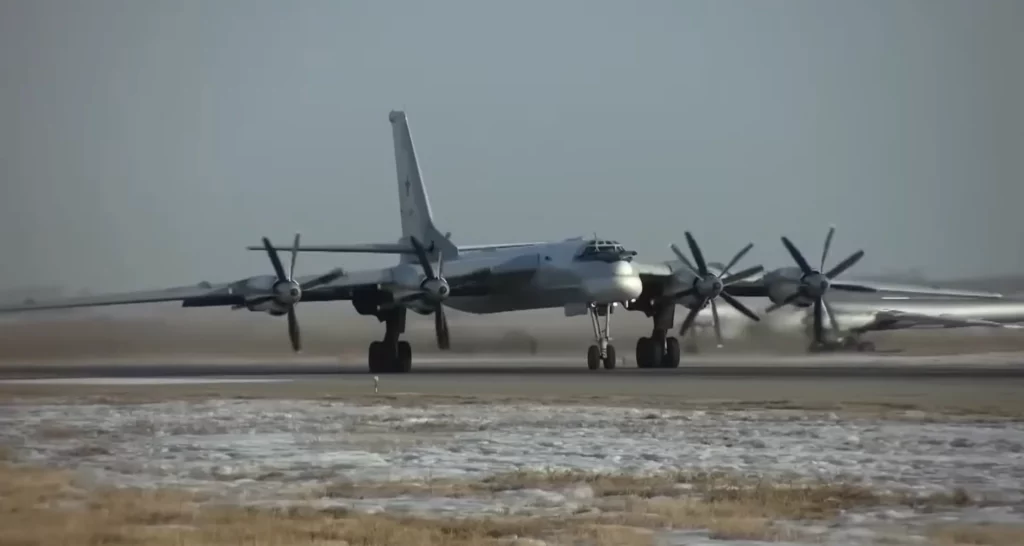 pourquoi le Tu-95 a des hélices