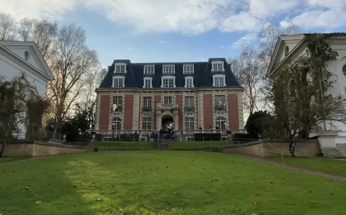 propriétaire château Star Academy